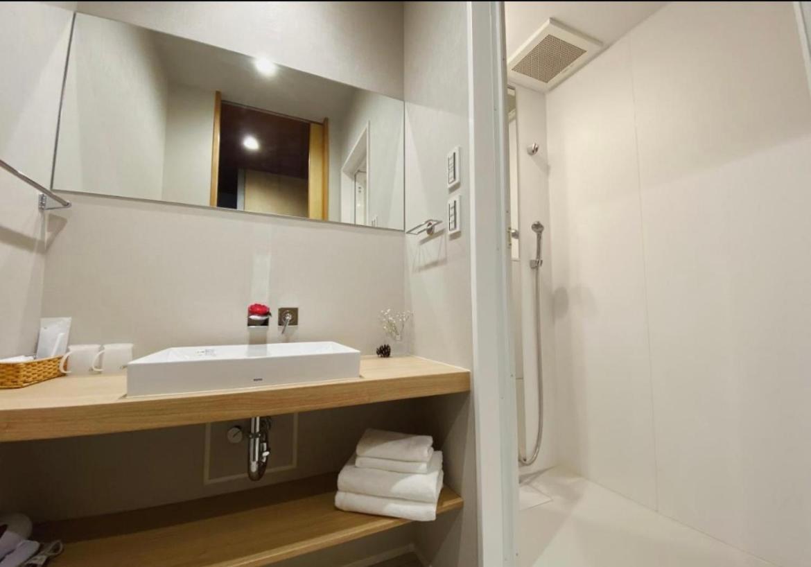 Kansai Airport Hotel Pine Villa Izumisano Buitenkant foto